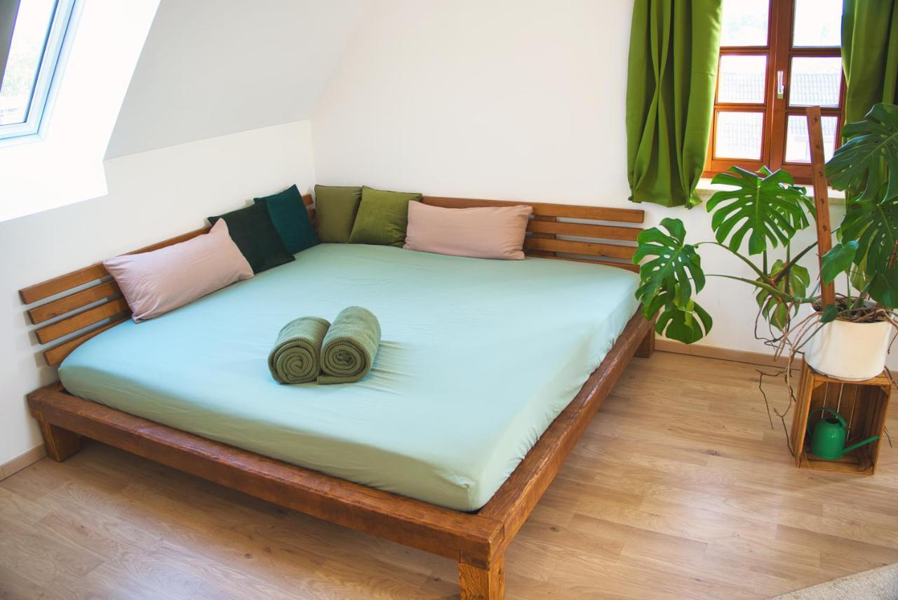 Luxus Apartment! Kueche, Balkon, Netflix, Parkplatz - 8 Personen Ilmmunster Esterno foto