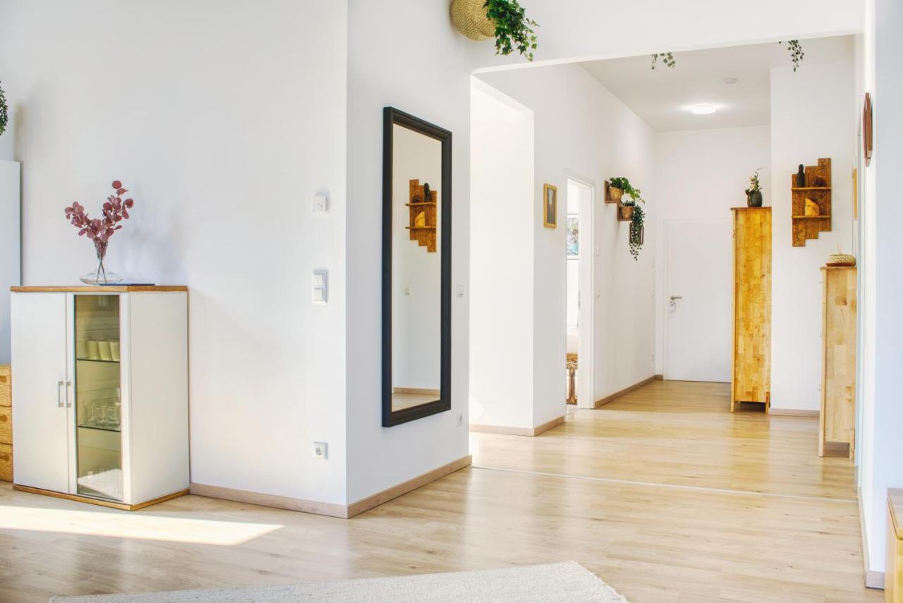 Luxus Apartment! Kueche, Balkon, Netflix, Parkplatz - 8 Personen Ilmmunster Esterno foto