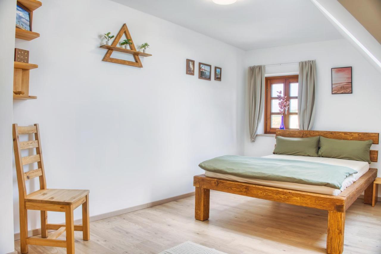 Luxus Apartment! Kueche, Balkon, Netflix, Parkplatz - 8 Personen Ilmmunster Esterno foto