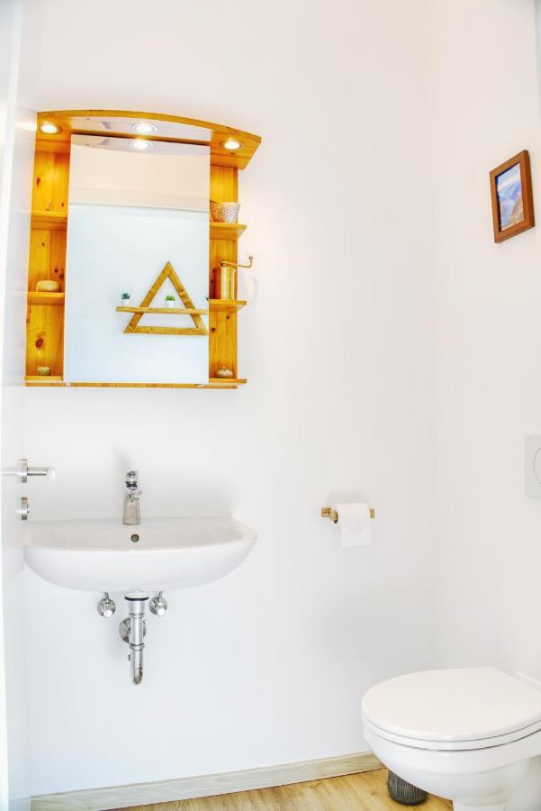 Luxus Apartment! Kueche, Balkon, Netflix, Parkplatz - 8 Personen Ilmmunster Esterno foto