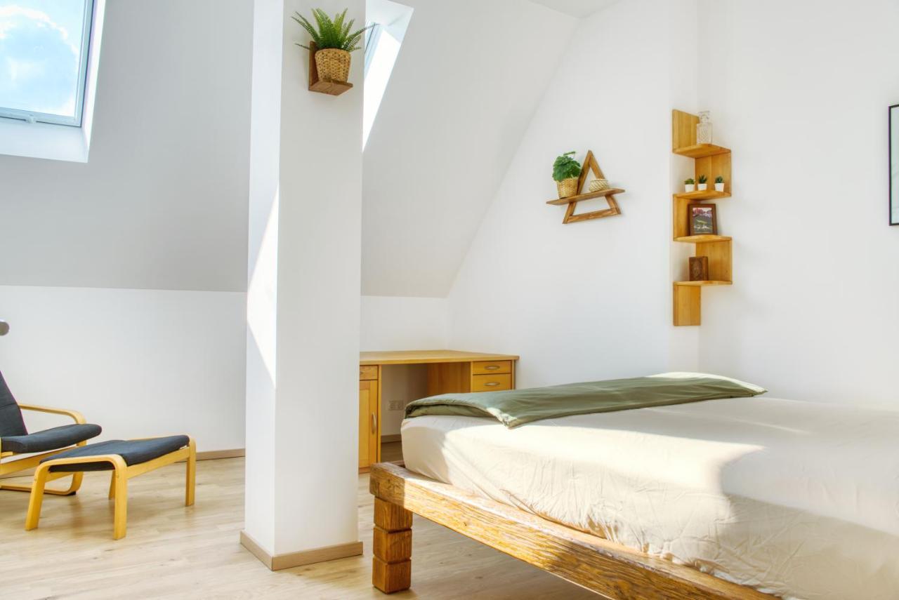 Luxus Apartment! Kueche, Balkon, Netflix, Parkplatz - 8 Personen Ilmmunster Esterno foto