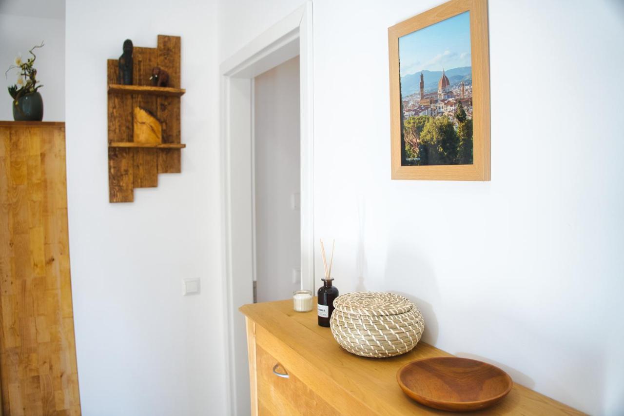 Luxus Apartment! Kueche, Balkon, Netflix, Parkplatz - 8 Personen Ilmmunster Esterno foto